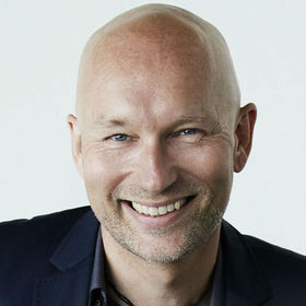 Mathias Valentino professional headshot portrait photo